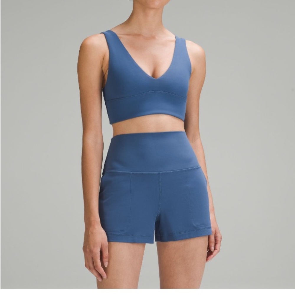 Lululemon deep-v align sports bra